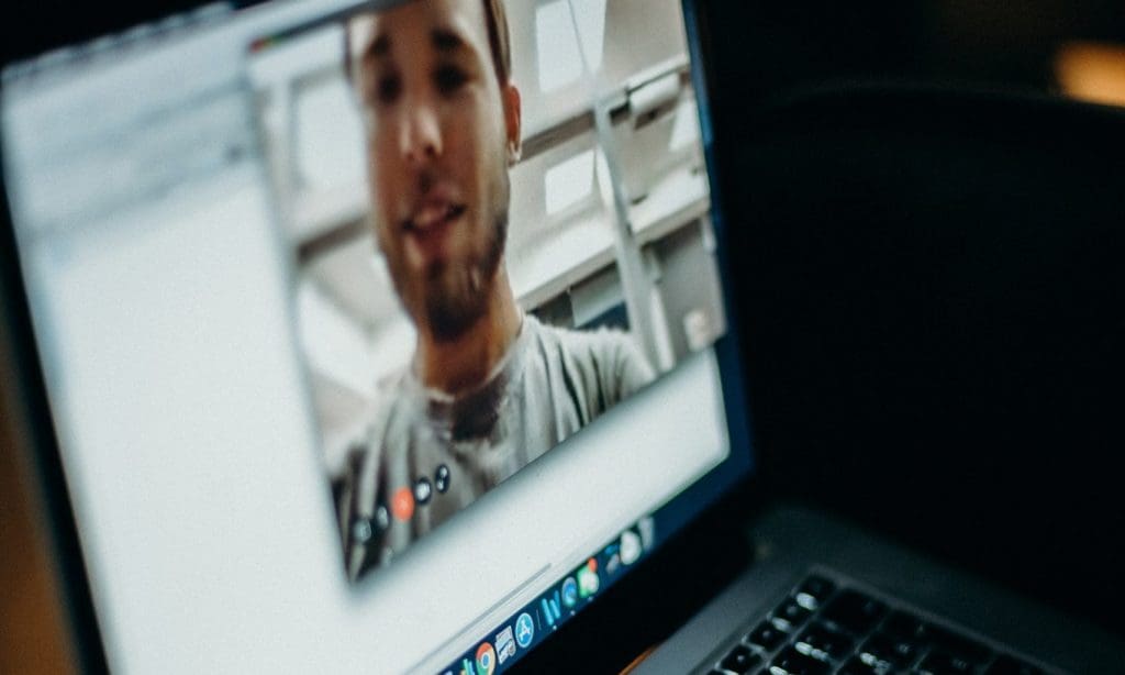 build efective relationships at work